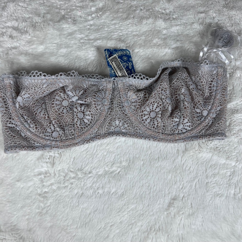 Free People Lace Strapless Bra in Light Gray